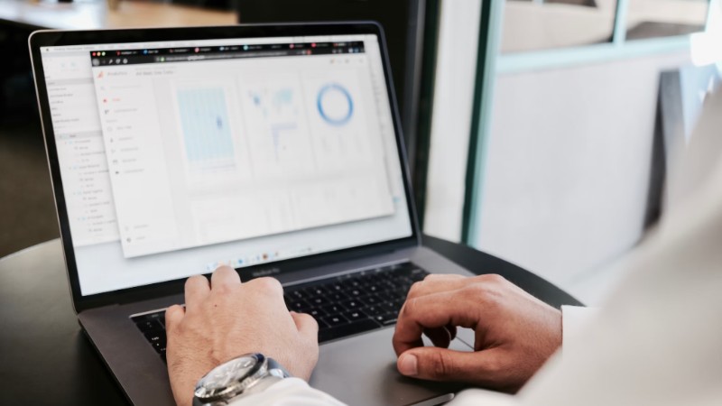 4 0 w, tags: google ads - unsplash